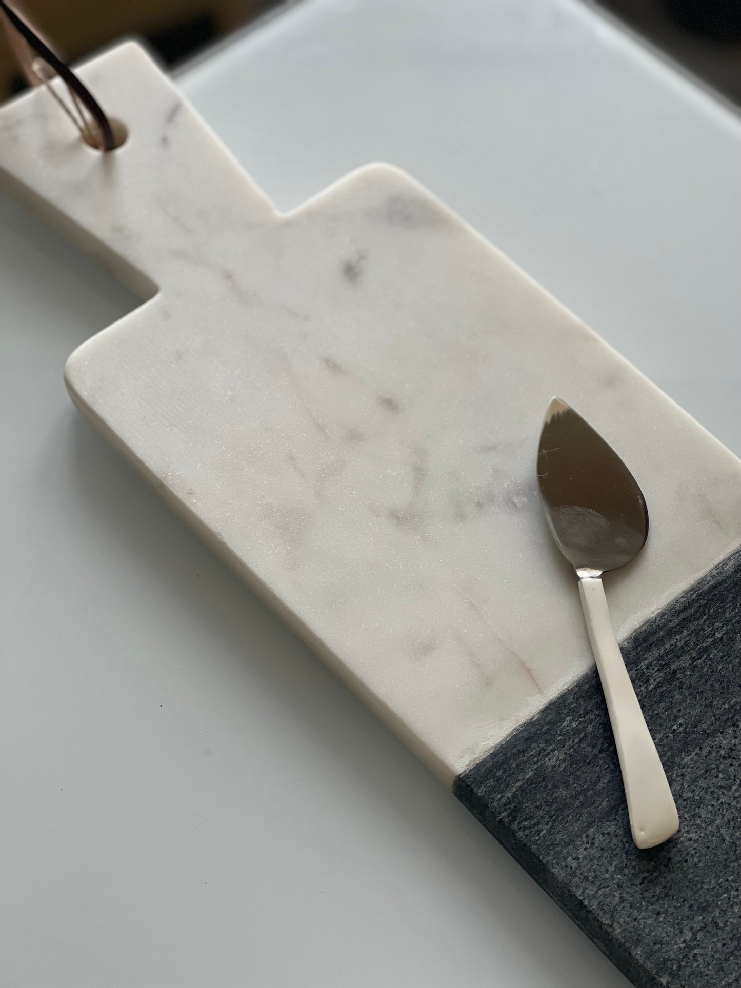 Marble two-tone  + Leather Tie Cutting Board